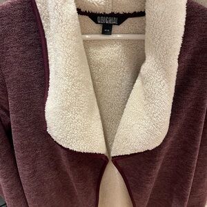 Original Nicole miller sweater wine color
